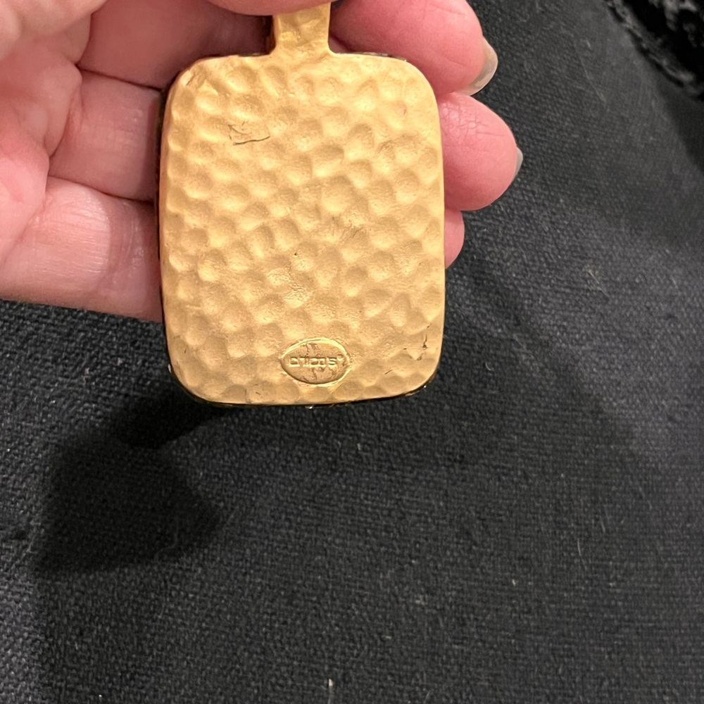 N318 Chico's Boho Red, Gold and Brown Crushed Shell Pendant $44 Tag - Picture 5 of 6